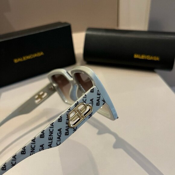 Balenciaga Women\'s Sunglasses main image 5